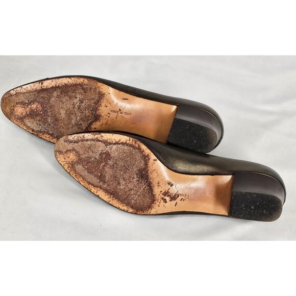 SALVATORE FERRAGAMO WOMEN’S BROWN PUMP – SIZE 3.5B – BRONZE PATENT TOE & GANCINI - Picture 7 of 14